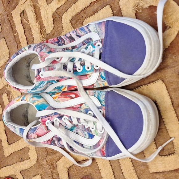 Ladies sneakers,  size 9 - Picture 1 of 4